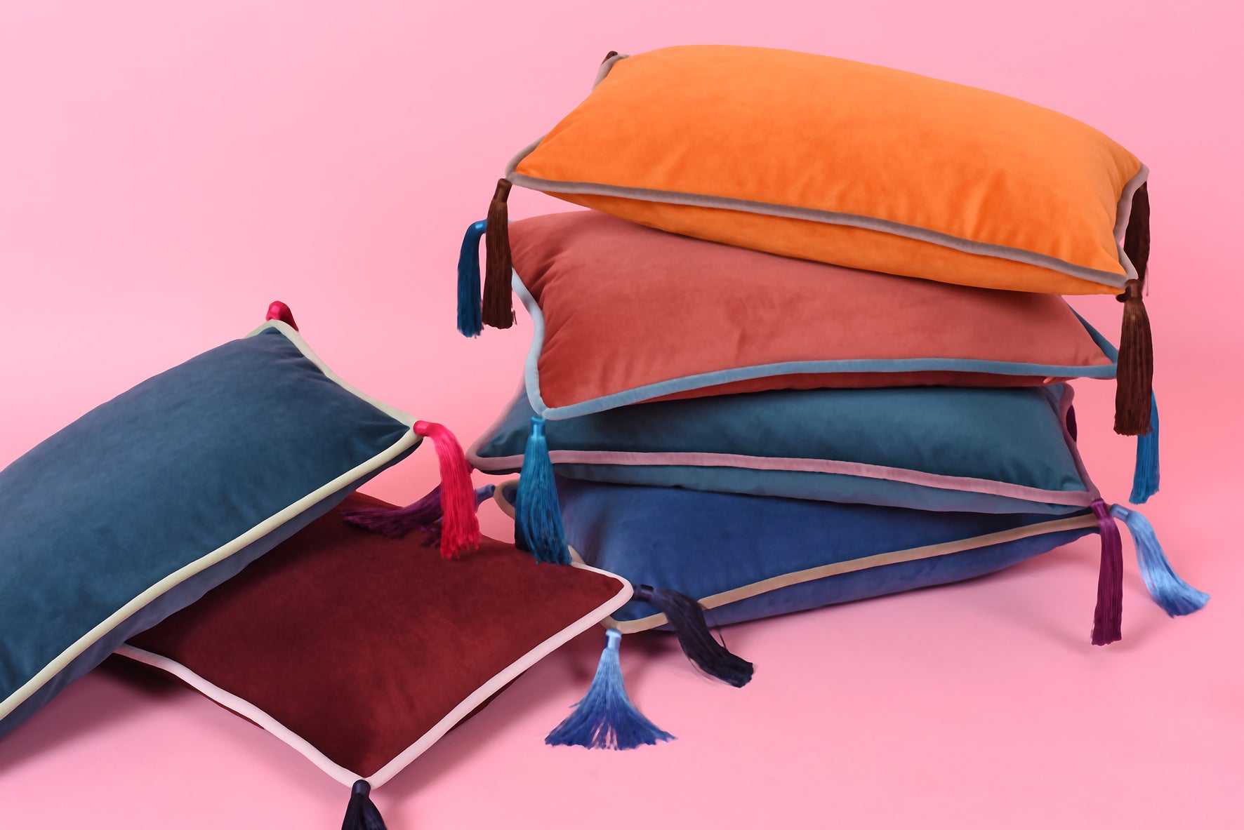 Bivain colourful velvet rectangular cushions with tassels